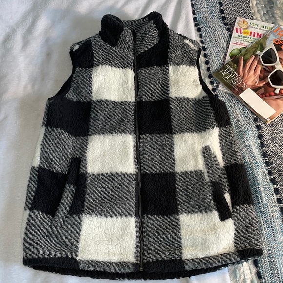 Thread & Supply Jackets & Blazers - Thread & Supply Checked Fleece Vest - Small